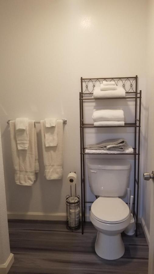 #1 New! Couples Getaway Self Checkin Studio Apt Keaau Exteriör bild