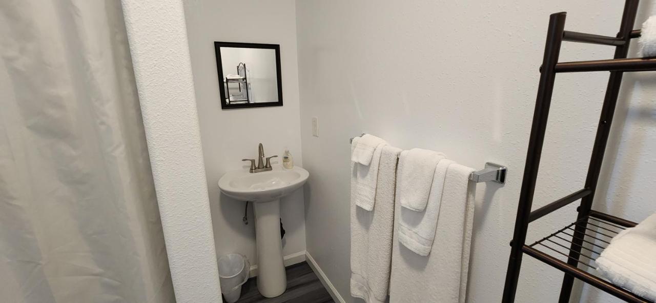 #1 New! Couples Getaway Self Checkin Studio Apt Keaau Exteriör bild